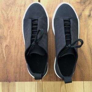 James Perse Low Top Skate Sneaker size 8